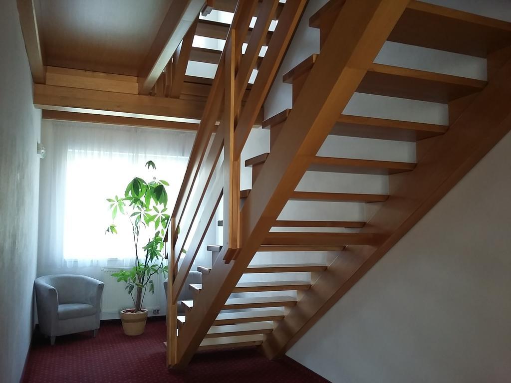 Hotel Auto Jas Нітра Екстер'єр фото